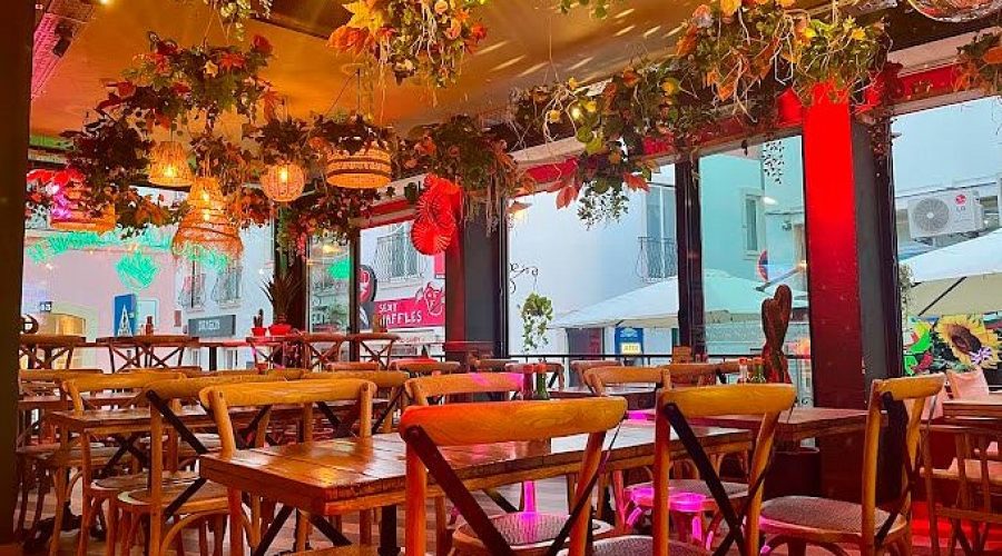 Guanabana Lagos Review: Tacos, Tequila & Salsa Nights in Old Town